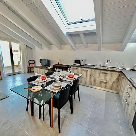 Prestigioso Attico A Passo Duomo By Revenue House Lägenhet Casale Monferrato Exteriör bild
